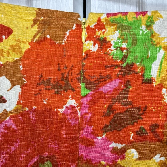 Talbots - Formal Feminine Business Casual Floral Print Women's Skirt in Size 8 - Picture 3 of 11